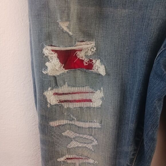 Torrid Straight Vintage Stretch Mid-Rise Rip & Repair Jean size 18 - Picture 7 of 7